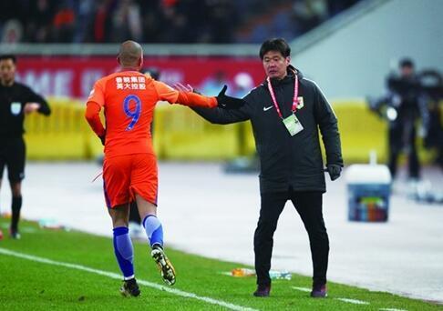 鲁能功勋最新爆料,独家爆料背后的真相与情感  第3张